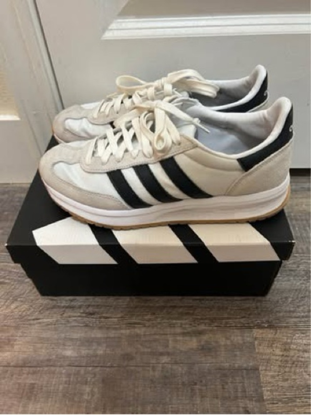 adidas woman Low-Top Sneakers in Off-White and Black